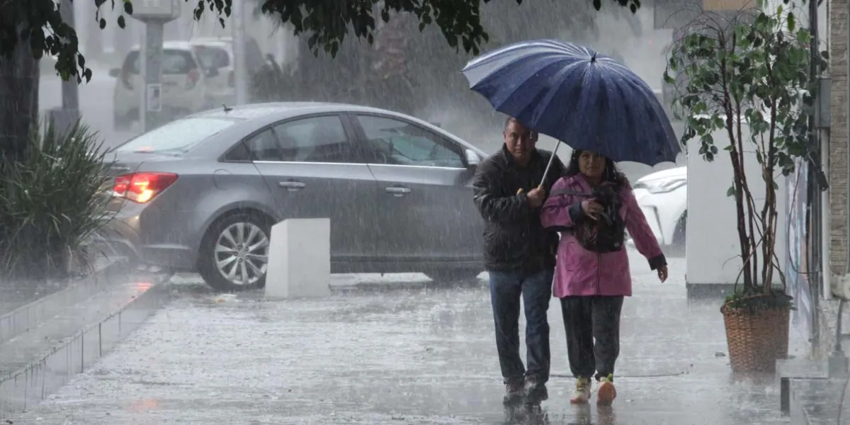 Tormentas eléctricas en Puebla HOY VIERNES: guía de prevención ante descargas