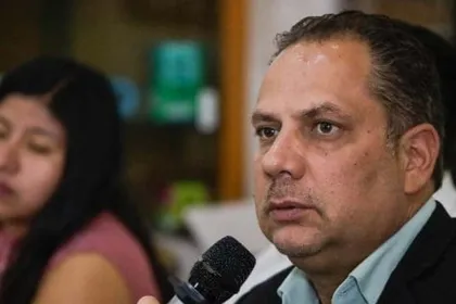 Arrestos de alcaldes deben ser advertencia para todos: Carvajal