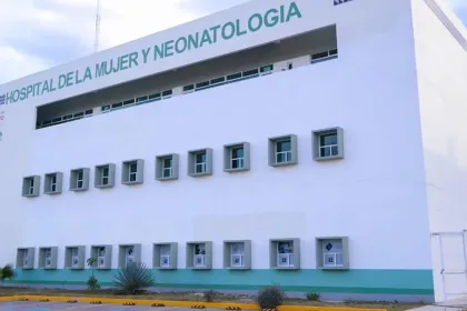 Mujer se gana confianza de familia y sustrae a recién nacido en Tehuacán; autoridades lo recuperan
