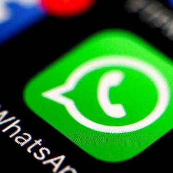 Se inundan de memes las redes por nuevos cambios en WhatsApp