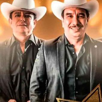 Juez federal permite a Los Alegres del Barranco cantar narcocorridos en Michoacán