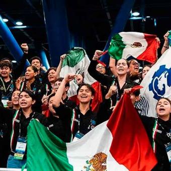 El equipo LamBot 3478 de PrepaTec San Luis Potosí  gana campeonato de róbitica en Japón por segunda vez 