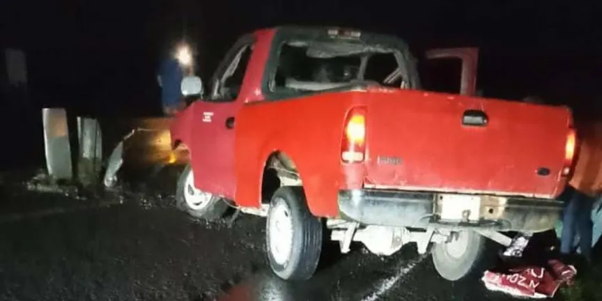 Choque en carretera estatal 101 deja tres personas heridas en Venustiano Carranza