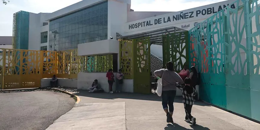 Sheinbaum anuncia refuerzos en el Hospital para la Niñez Poblana del IMSS-Bienestar