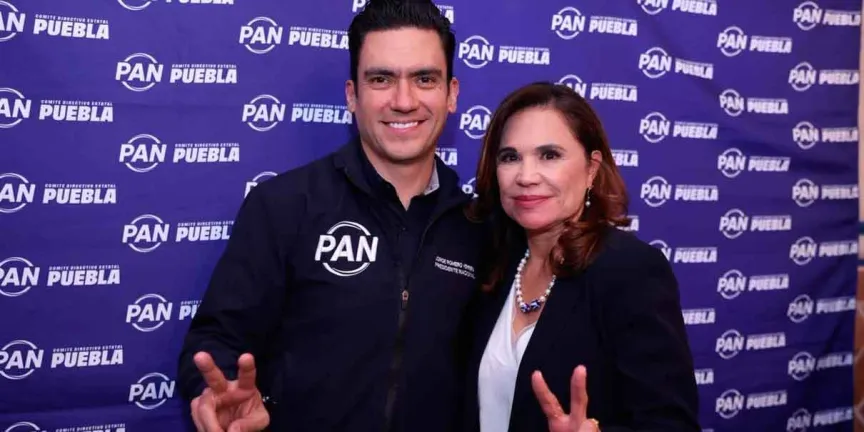   Blanca Alcalá y su color azul 