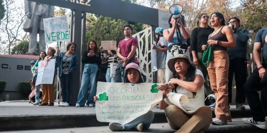 Amparo colectivo en Puebla contra el Cablebús busca proteger áreas verdes y transparencia ambiental