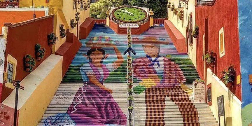 Arte urbano en Atlixco: restauran mural que celebra la tradición del Atlixcáyotl