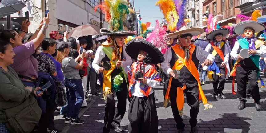170 cuadrillas de Huehues provocarán tránsito lento en la ciudad