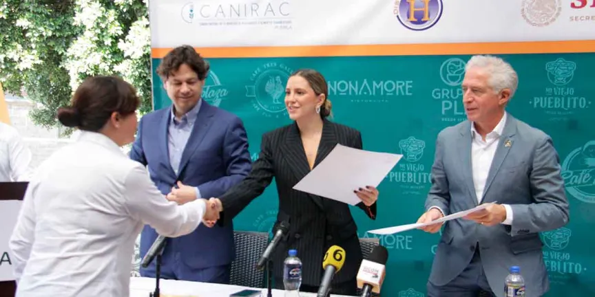 Puebla impulsa calidad turística: entregan Distintivo H a restaurantes del Grupo Plaza