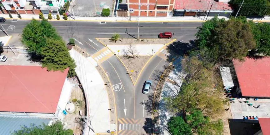 Entrega Pepe Chedraui rehabilitación vial en unidad habitacional Fovissste San Roque