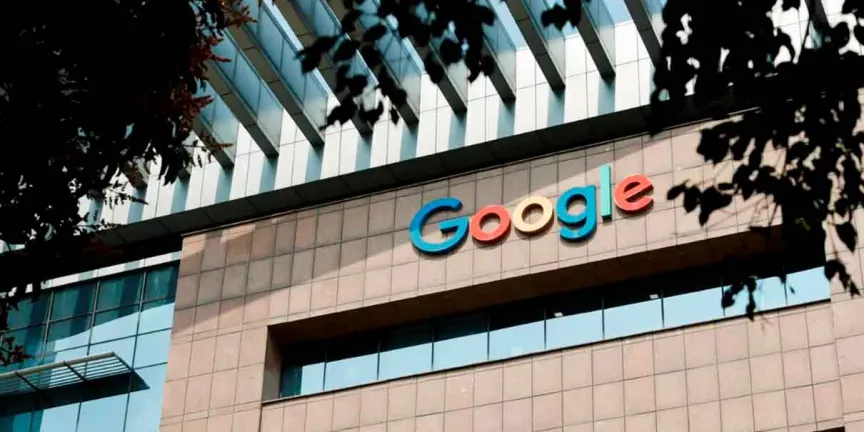 Condenan a exingeniero de Google por robo de secretos de IA