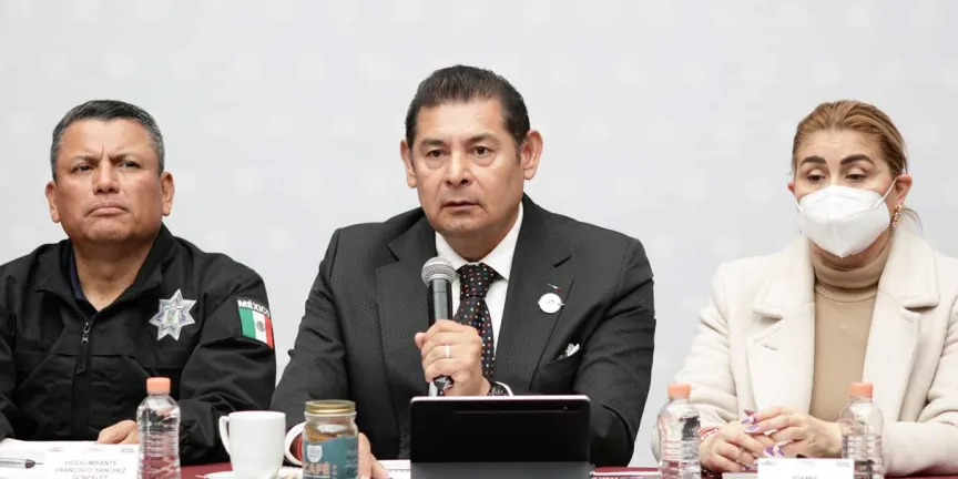 Fiscales de Puebla y Tlaxcala intercambiarán información de homicidio de papás del Instituto Oriente 