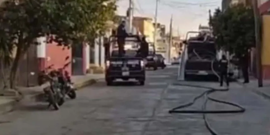 Vecinos de Atlixco alertan sobre robo de cableado; policía arresta a siete