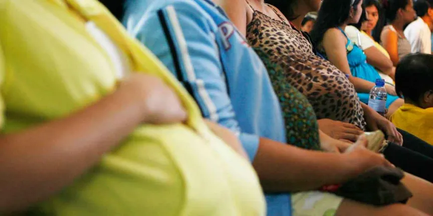 Vientres de alquiler en México: vacío legal, explotación reproductiva y el intento de regular en Edomex
