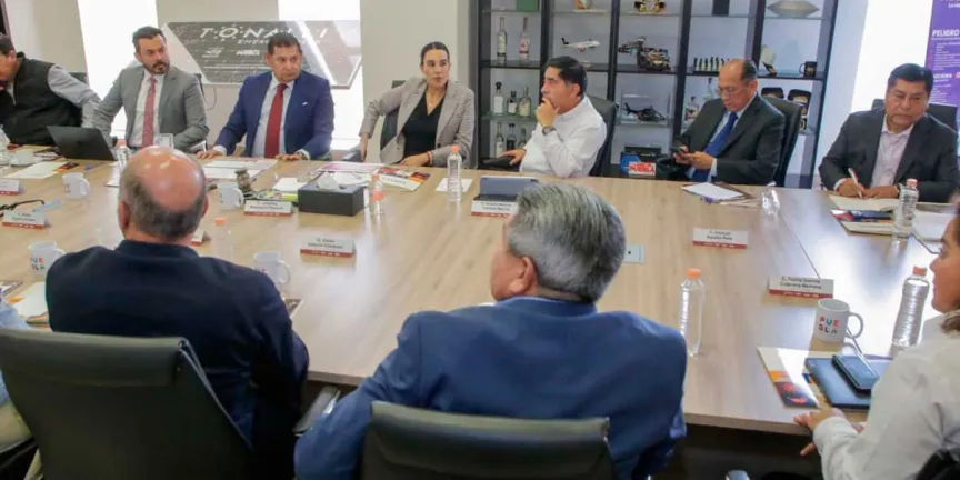 Anuncian próxima remodelación integral del Aeropuerto de Puebla 