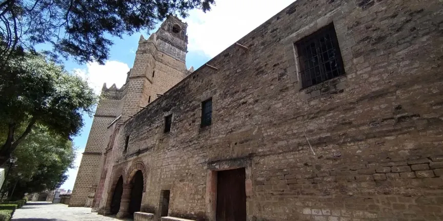 Arte sacro y arquitectura colonial en el Museo de la Evangelización en Huejotzingo, Puebla