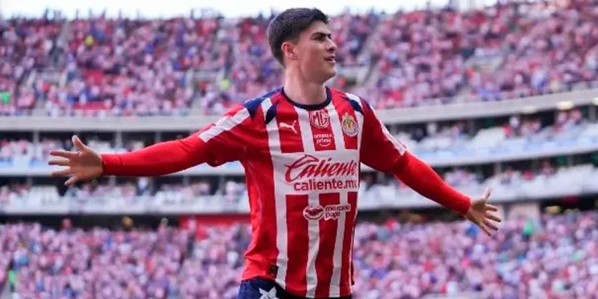 Chivas golea 3-0 a Santos Laguna con golazo de taco de Ricardo Marín en el tiempo agregado
