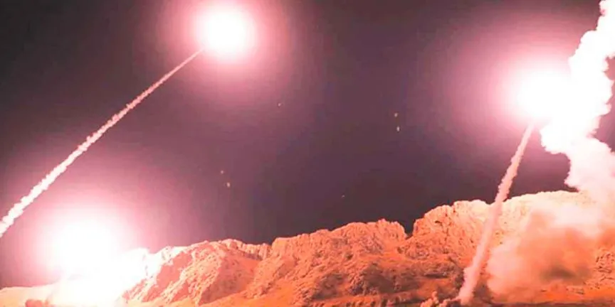 Estados Unidos intensifica bombardeos en Irán mientras Teherán responde con ataques en Medio Oriente