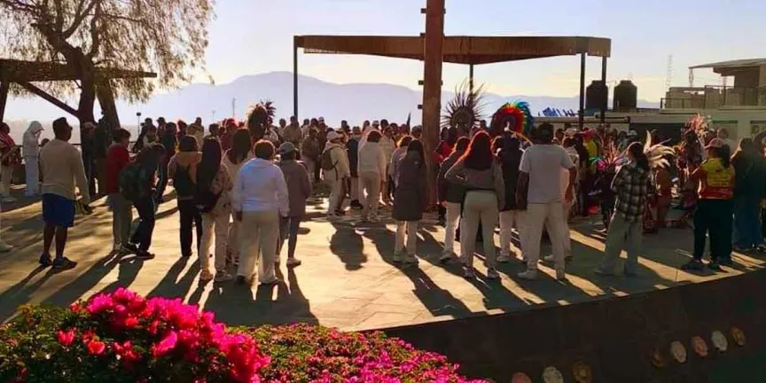 Atlixco dio la bienvenida a la Primavera con desfile, teatro y gastronomía