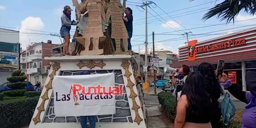 Colectivos feministas protestan en Texmelucan por brecha salarial