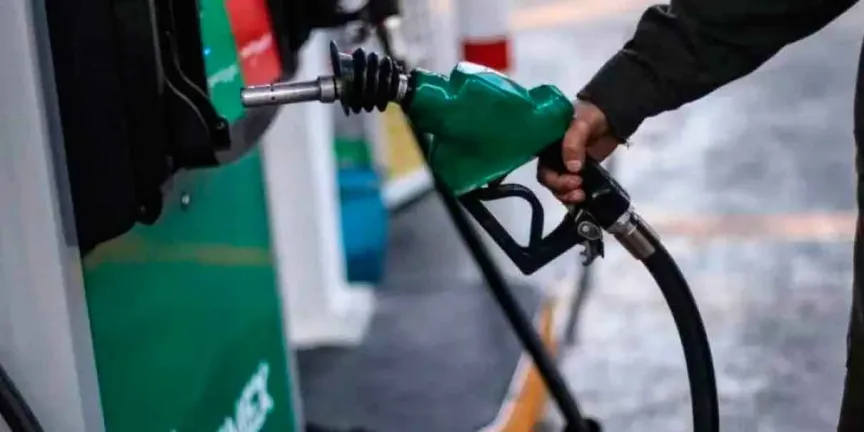 Precio de la gasolina en México seguirá por debajo de 24   pesos tras nuevo acuerdo con gasolineros