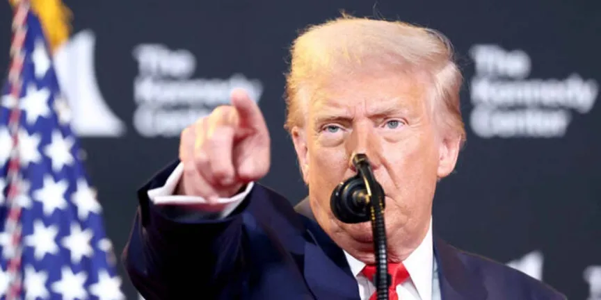 Trump lanza advertencia a Irán: “Golpearemos veinte veces más fuerte si bloquean petróleo”