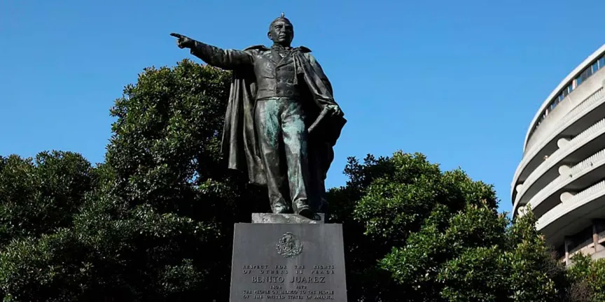 Ucrania quiere estatua de Benito Juárez en Kiev como símbolo de soberanía