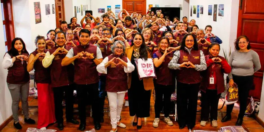 Ayuntamiento de San Pedro Cholula fortalece al DIF con entrega de uniformes