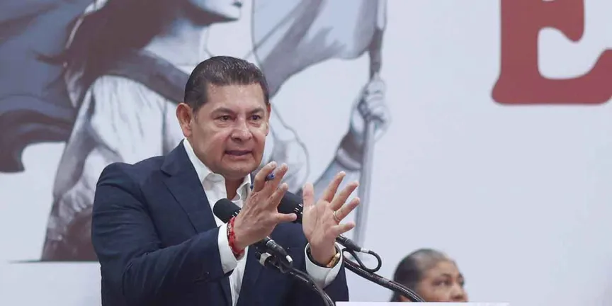 Morena y los adelantados
