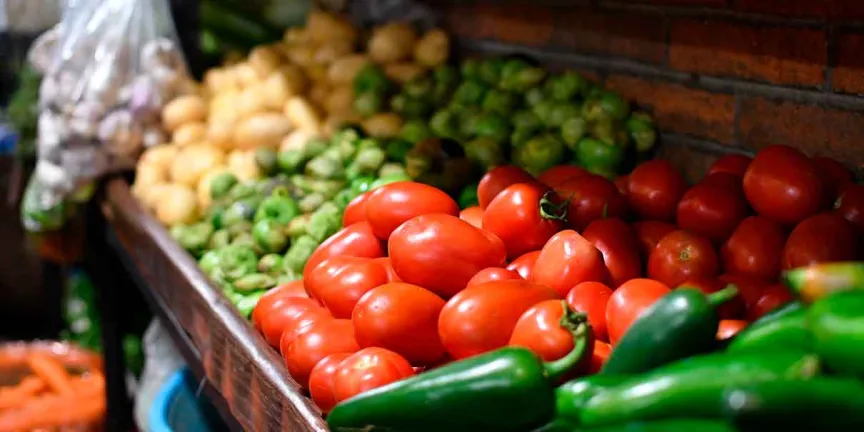 Incrementos ponen al límite a poblanos para comprar alimentos