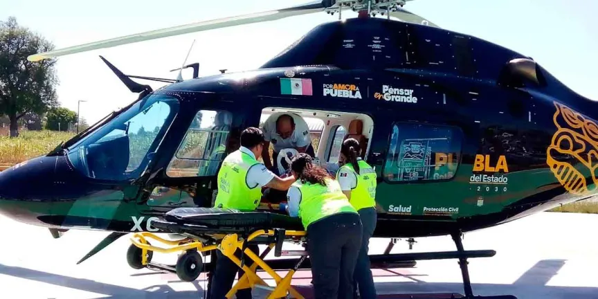 Con ambulancia aérea, gobierno garantiza atención especializada de una joven tras complicaciones por cesárea