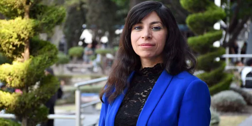 Estudiante BUAP publicó obra en feria de libro de Nueva York