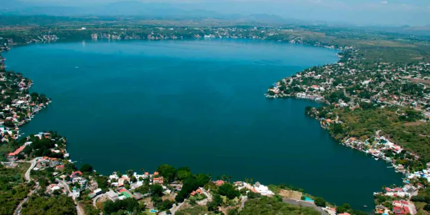 Lago de Tequesquitengo: historia, adrenalina y descanso en el destino más atractivo de Morelos