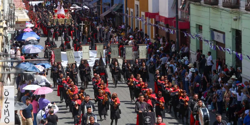 Miles caminaron con Cristo hacia la Cruz durante la Procesión de Viernes Santo