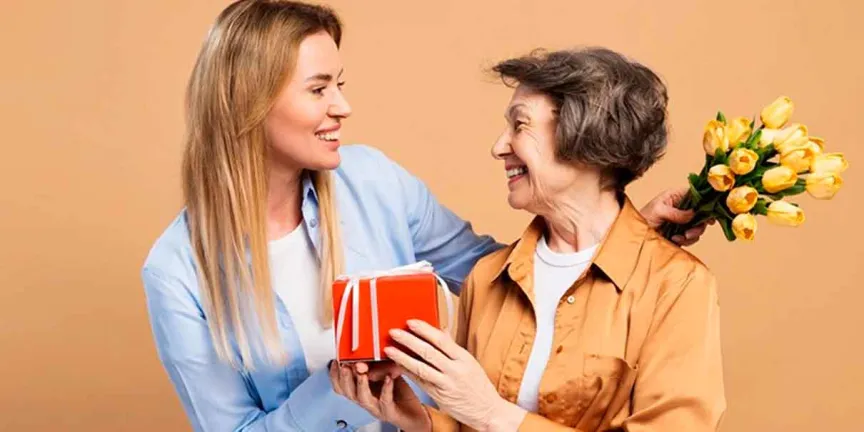 Regalos de belleza que enamoran: sorprende a mamá este Día de la Madre