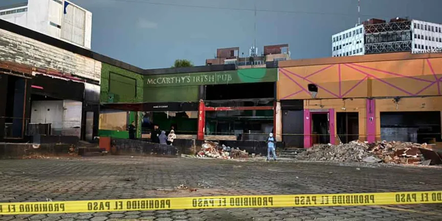Descubren restos humanos dentro de una cisterna en locales de la Avenida Juárez 