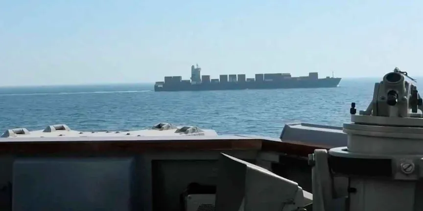 Tensión en Ormuz: EE.UU. captura barco iraní y provoca amenaza de represalias