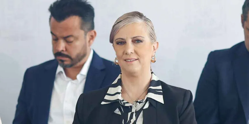 Ángeles Ballesteros deja diputación federal y se integra oficialmente al gabinete estatal