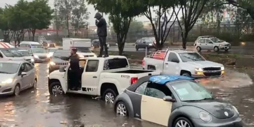 CDMX bajo la lluvia: segundo día de tormentas deja inundaciones, caos vial y afectaciones en viviendas