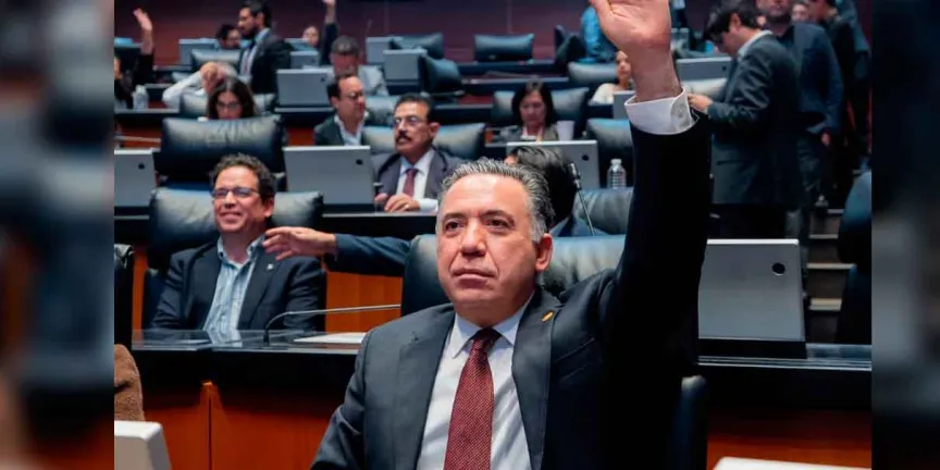 Enrique Inzunza busca colaborar con EU: senadores de Morena entran en máxima tensión por caso Rocha Moya