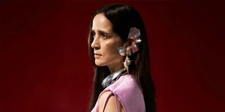 Julieta Venegas lanza “Norteña” con colaboraciones de Bronco, Lafourcade y más