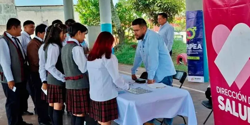Pláticas y talleres durante Feria de la Salud para jóvenes de Huauchinango