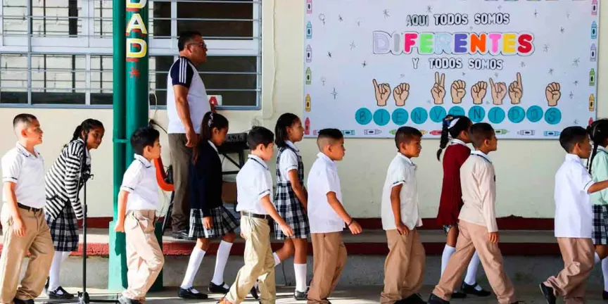 Sheinbaum confirma que estados podrán cambiar el calendario escolar 2025-2026