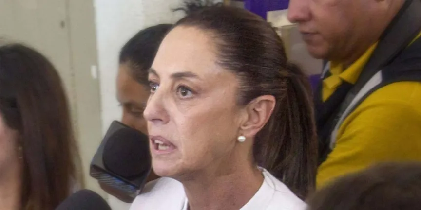 Sheinbaum guarda silencio sobre exfuncionarios de Rocha Moya entregados a EU