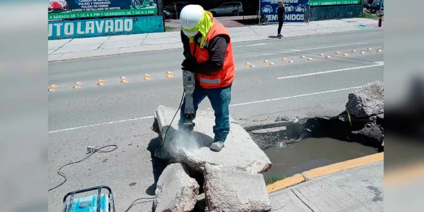 Agua de Puebla realiza rehabilitación de caja de válvulas en Boulevard Xonacatepec