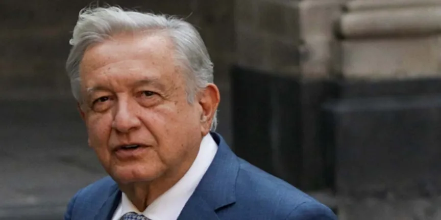 AMLO respalda a Sheinbaum y critica supuesta intervención de EU en México