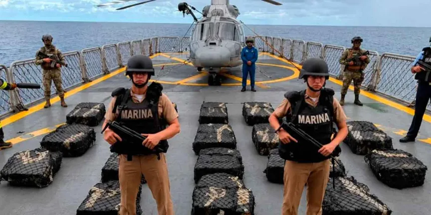 Armada de México asegura 829 kilos de cocaína frente a Guerrero; golpe al crimen supera los 180 millones de pesos