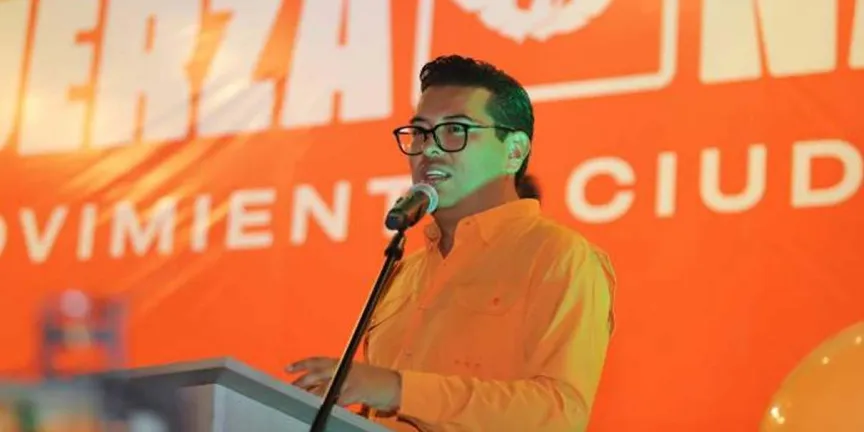 Camarillo se lanza por la alcaldía de Puebla y promete competir con Morena