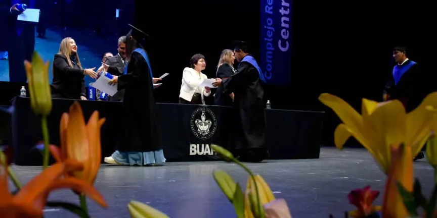 graduación de 502 estudiantes del Complejo Regional Centro de la BUAP