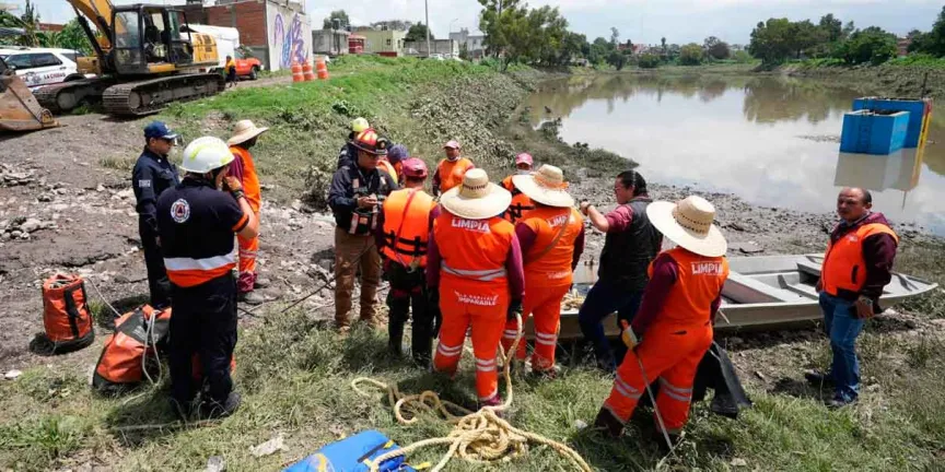 Inspecciona Pepe Chedraui labores en el vaso regulador Puente Negro, así como afectaciones en la zona